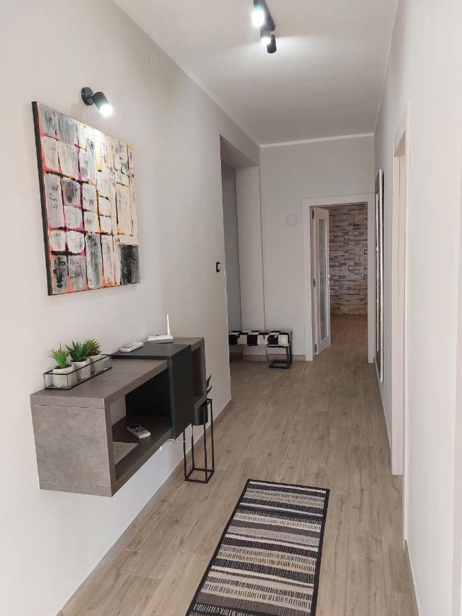 Family Apartment Cathy Galižana 外观 照片