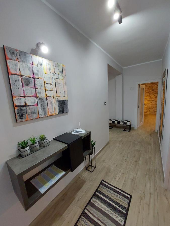 Family Apartment Cathy Galižana 外观 照片