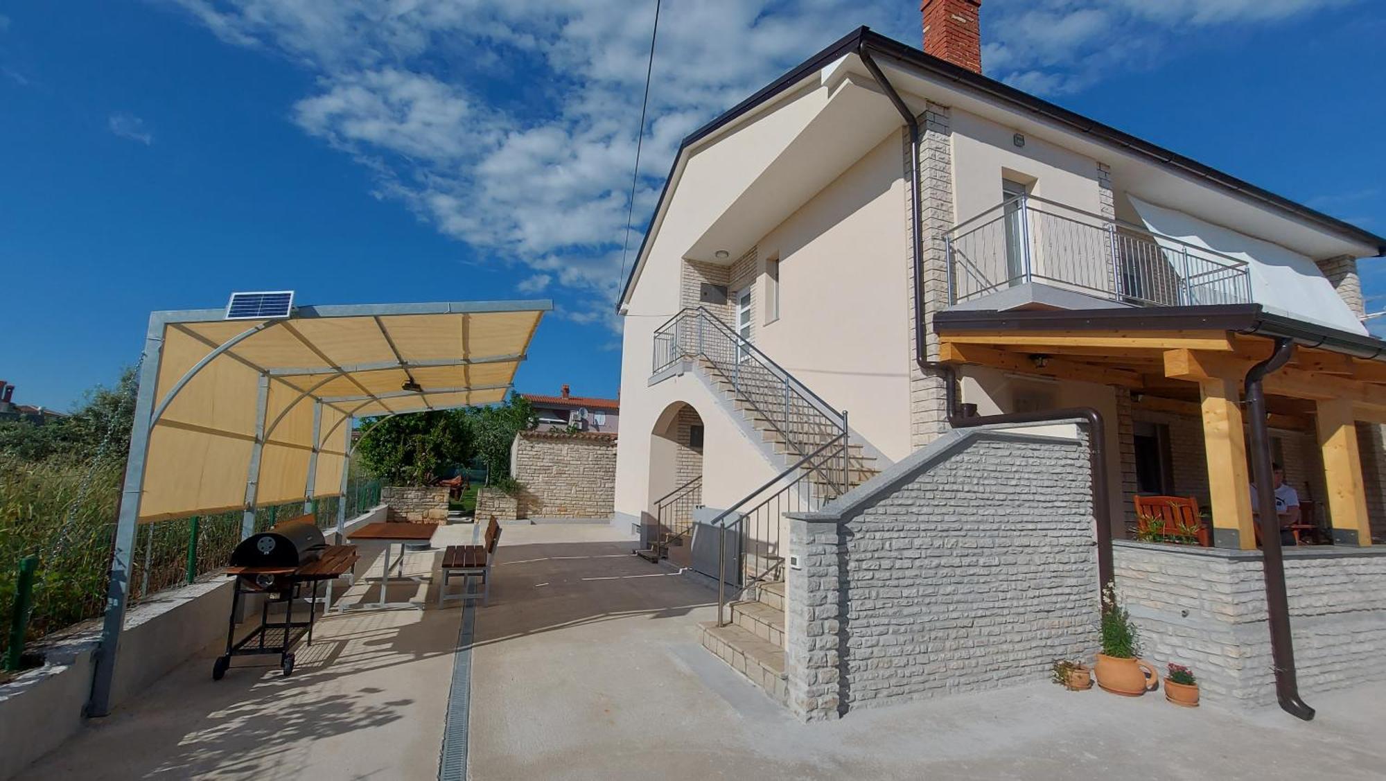 Family Apartment Cathy Galižana 外观 照片